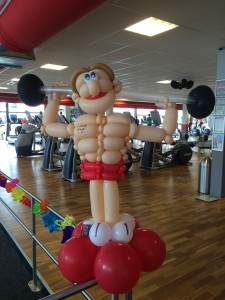 Bij Fit for Free sport de Haagse ballonnenboer zich graag fit !!