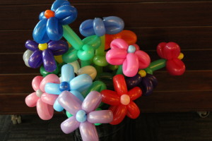 Zeg het met bloemen bij de Haagse ballonnenboer