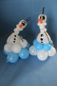 Olaf op ballonbloem met linten in het frozen thema